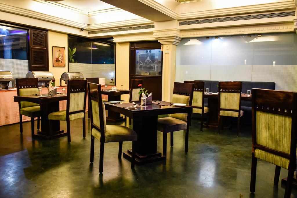 Hotel Empire Regency Dzsaipur Kültér fotó