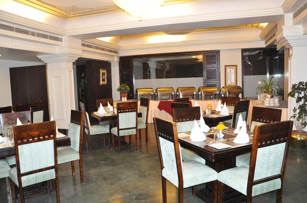 Hotel Empire Regency Dzsaipur Kültér fotó
